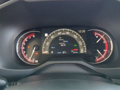 Used 2025 Toyota RAV4 XLE Premium image 15