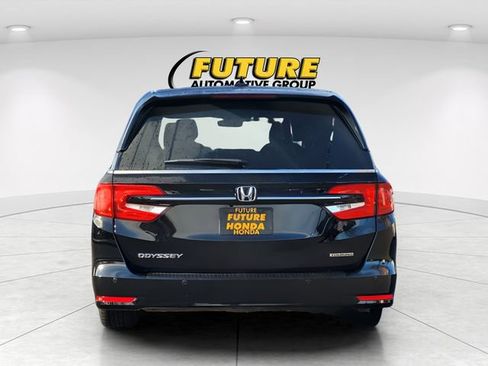 Used 2024 Honda Odyssey Touring image 8