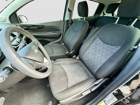 Used 2020 Chevrolet Spark LT image 19