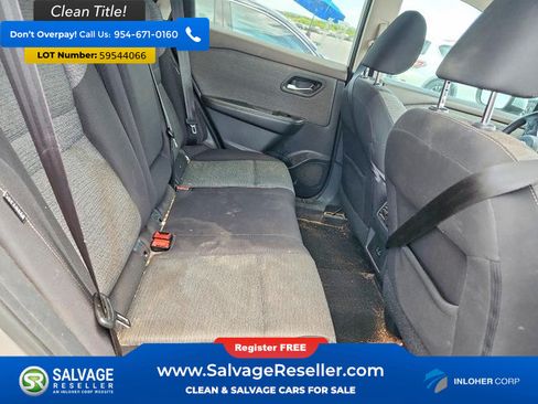 Used 2022 Nissan Rogue SV FWD image 15