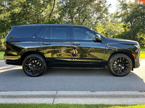 Used 2023 Cadillac Escalade Sport AWD/4WD image 4