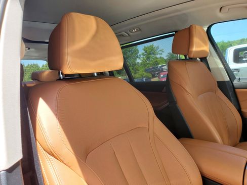 Used 2021 BMW X7 xDrive40i w/ Premium Package AWD/4WD image 44