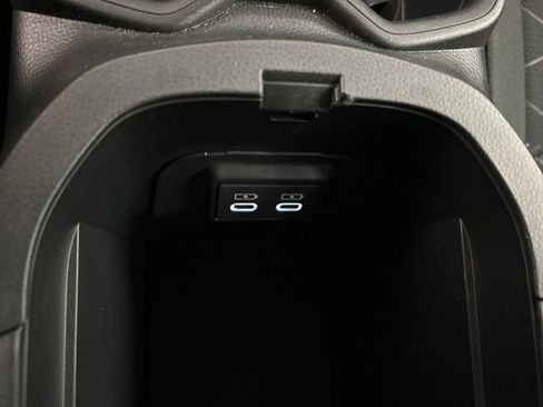 Used 2025 Toyota RAV4 XLE w/ Convenience Package AWD/4WD image 20