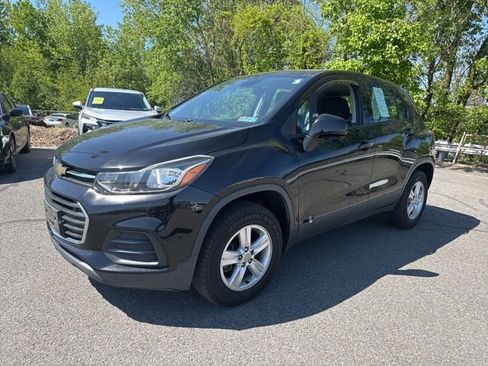 Used 2017 Chevrolet Trax LS AWD/4WD image 17