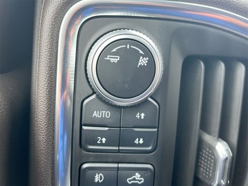 Used 2019 GMC Sierra 1500 SLT w/ SLT Premium Package image 28