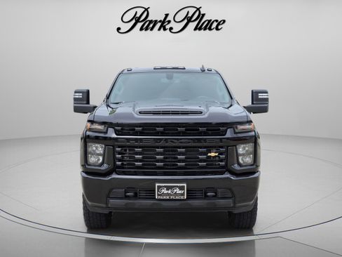Used 2023 Chevrolet Silverado 2500 Custom w/ Custom Value Package image 10