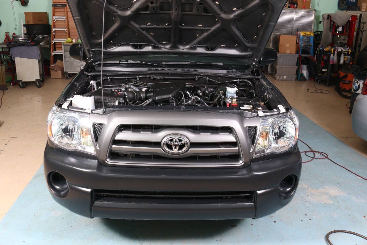 Used 2011 Toyota Tacoma 2WD Regular Cab image 8