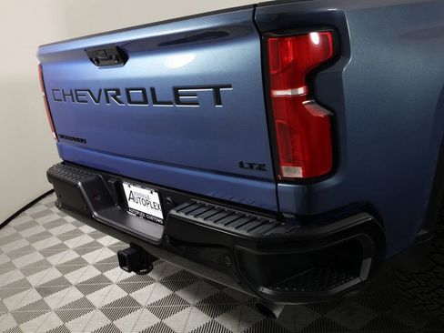 Used 2025 Chevrolet Silverado 2500 LTZ w/ Trail Boss Package image 52