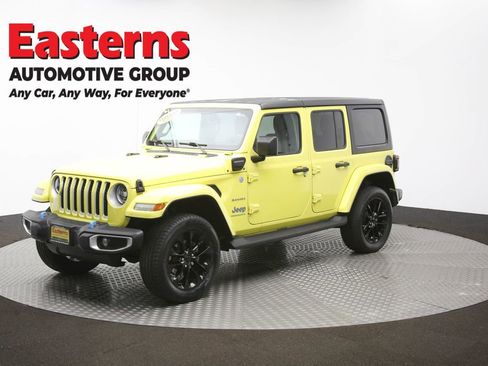 Used 2023 Jeep Wrangler Unlimited Sahara w/ Cold Weather Group image 59
