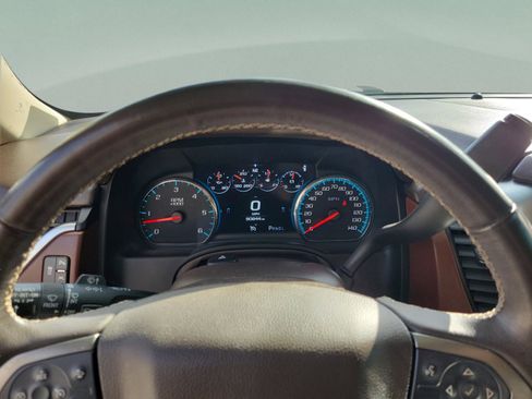 Used 2020 Chevrolet Tahoe Premier RWD image 19