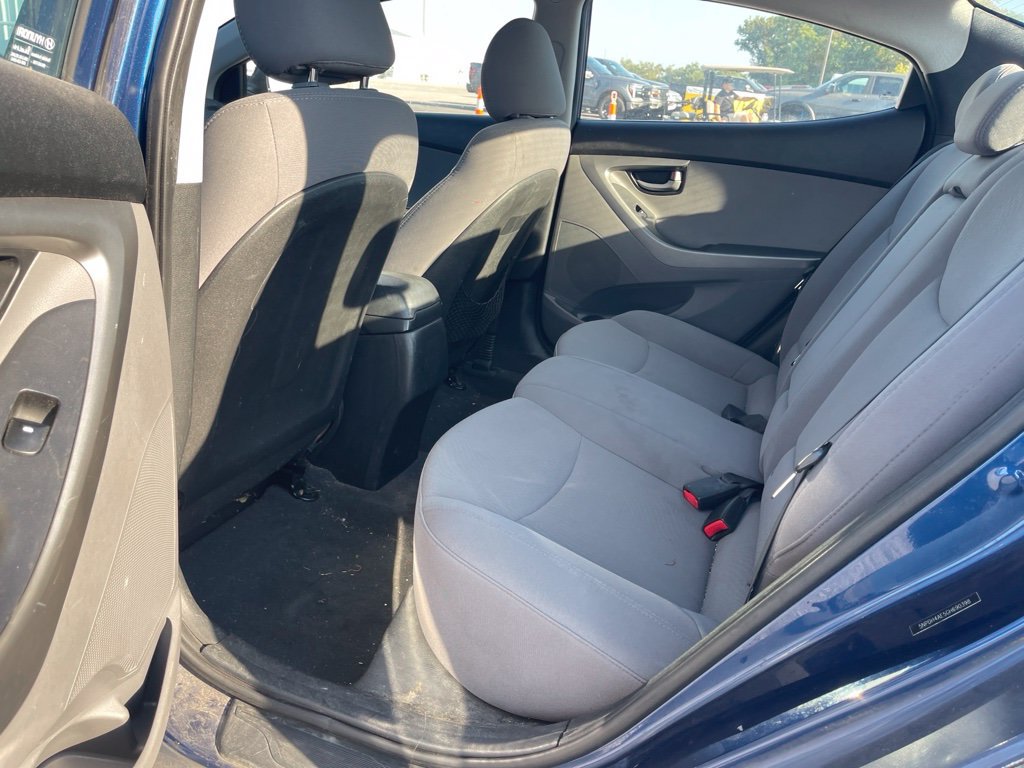 Used 2016 Hyundai Elantra SE FWD image 7