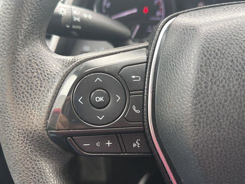 Used 2020 Toyota Camry LE w/ Carpet Mat Package image 21