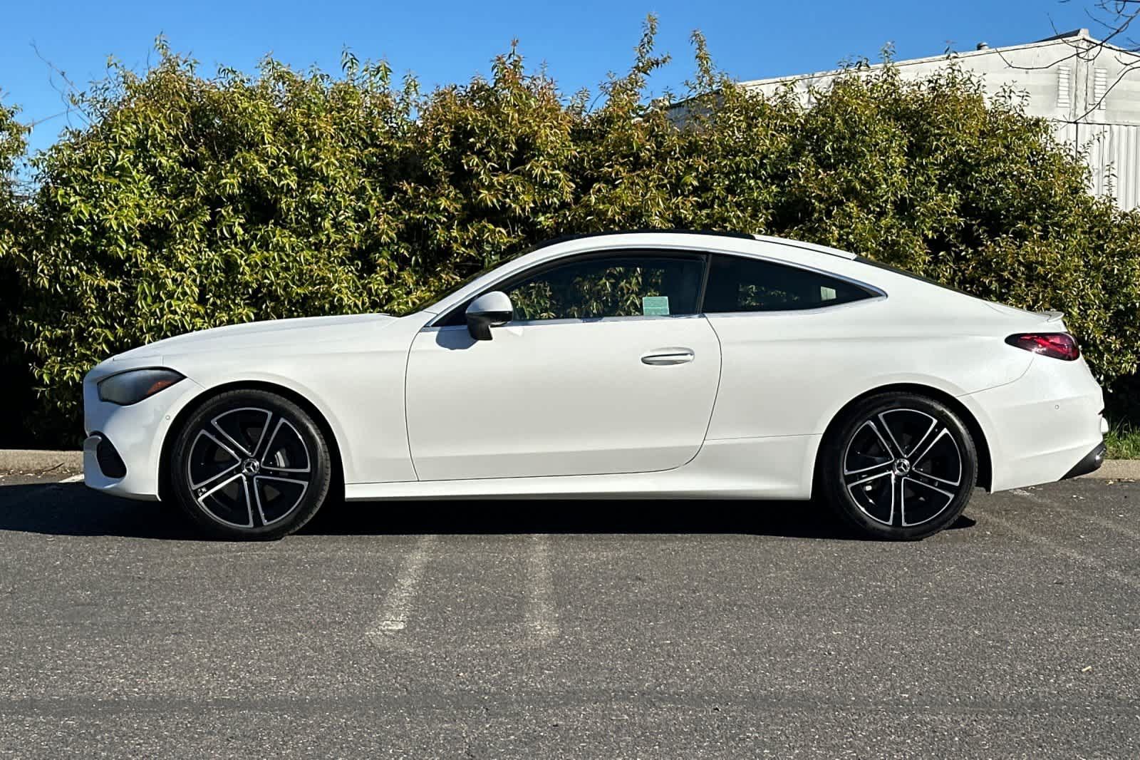 Used 2026 Mercedes-Benz CLE 300 4MATIC Coupe image 6