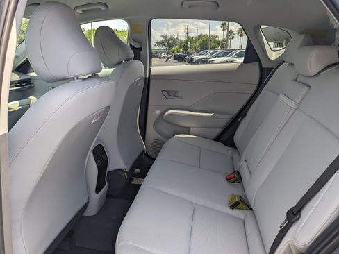 New 2025 Hyundai Kona SEL image 12
