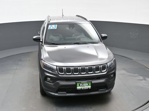 Used 2023 Jeep Compass Latitude w/ Convenience Group AWD/4WD image 43