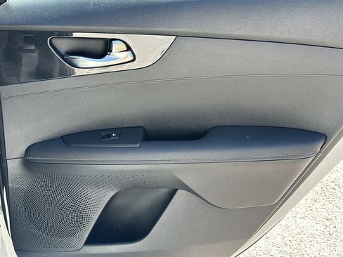 Used 2024 Kia Forte GT-Line w/ GT-Line Premium Package image 16