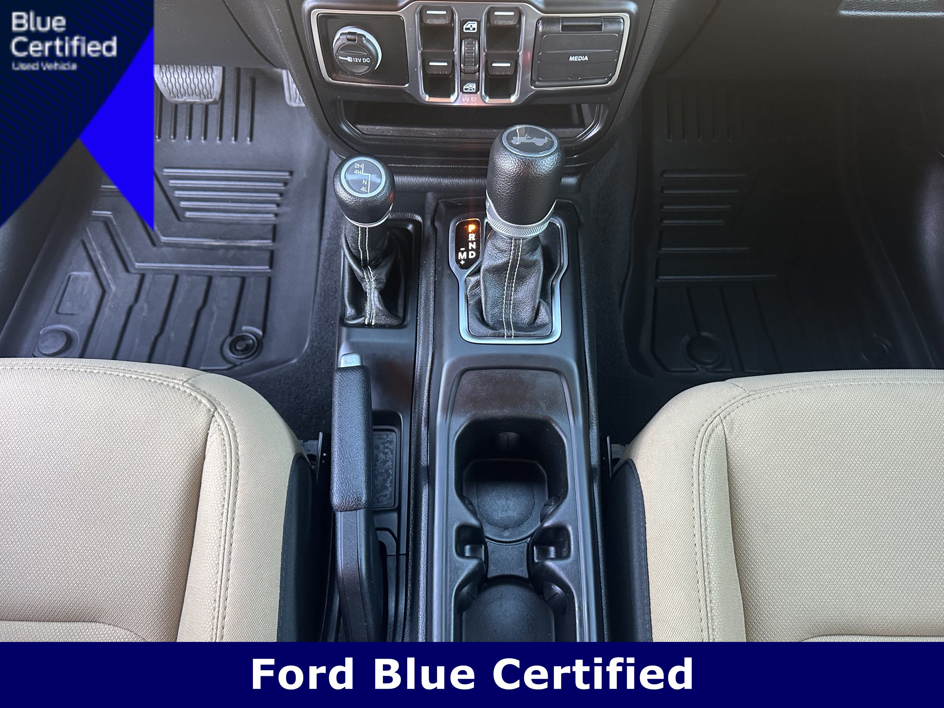 Used 2021 Jeep Wrangler Unlimited Sahara AWD/4WD image 15