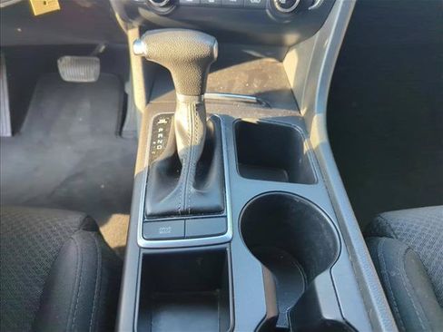 Used 2018 Kia Optima LX w/ 17" Alloy Wheels Package FWD image 16