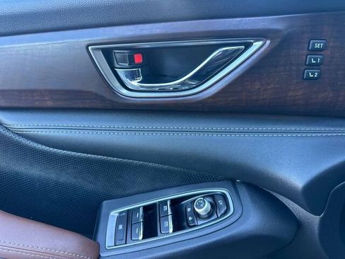 Used 2024 Subaru Ascent Touring image 11