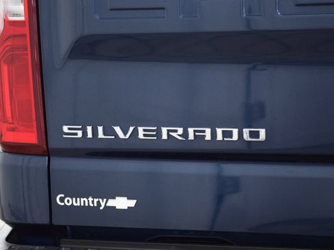 Used 2022 Chevrolet Silverado 1500 RST AWD/4WD image 22