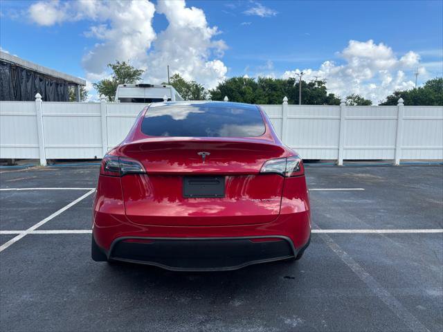 Used 2022 Tesla Model Y Long Range AWD/4WD image 7