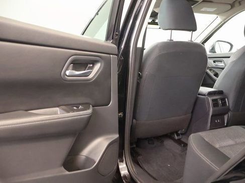 Used 2026 Nissan Rogue SV AWD/4WD image 26