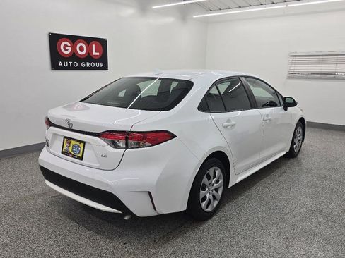 Used 2021 Toyota Corolla LE image 7
