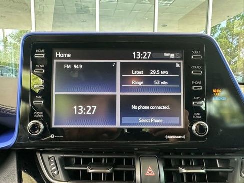 Used 2020 Toyota C-HR XLE FWD image 17