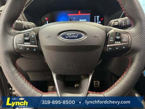 Used 2024 Ford Escape ST-Line w/ Tech Pack #1 AWD/4WD image 10