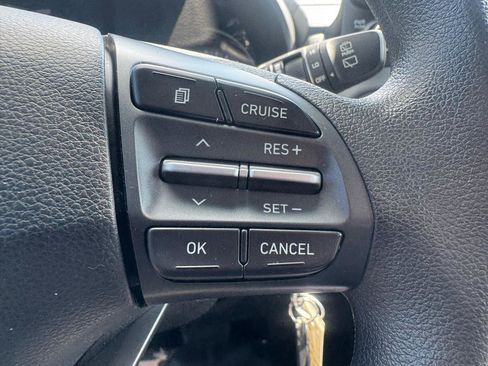 Used 2018 Hyundai Kona SE AWD/4WD image 31