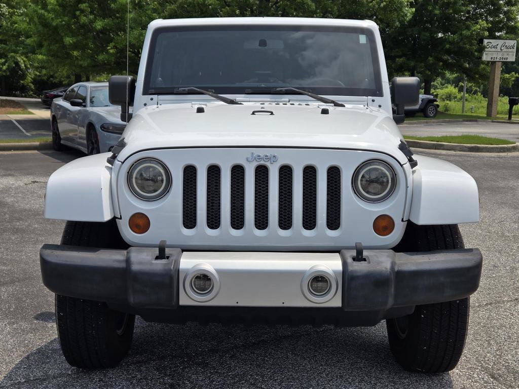 Used 2012 Jeep Wrangler Unlimited Sahara w/ Connectivity Group AWD/4WD image 2