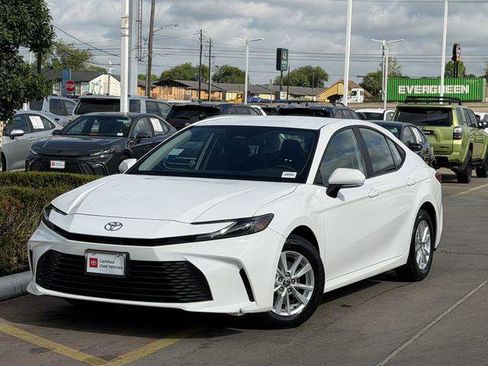 Certified 2025 Toyota Camry LE image 2
