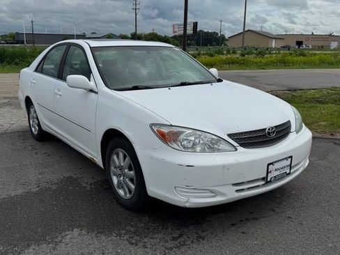 Used 2002 Toyota Camry XLE FWD image 31