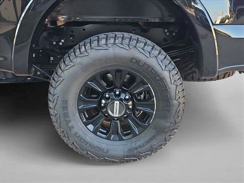 Certified 2022 Ford F250 Lariat w/ Tremor Off-Road Package AWD/4WD image 19