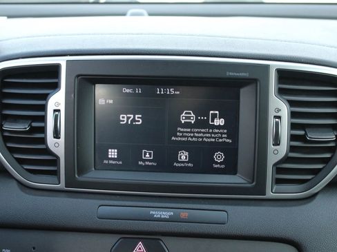 Used 2017 Kia Sportage EX image 22