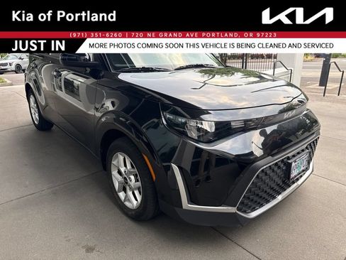 Certified 2023 Kia Soul LX w/ LX Technology Package FWD image 1