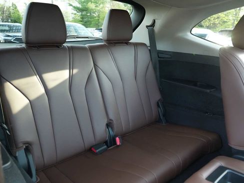 Used 2024 Acura MDX SH-AWD w/ Technology Package image 34