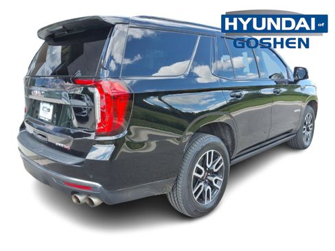 Used 2023 GMC Yukon AT4 w/ AT4 Premium Package AWD/4WD image 9