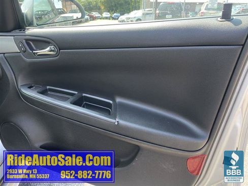 Used 2009 Chevrolet Impala Police FWD image 13
