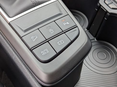New 2026 Kia Sportage EX FWD image 37