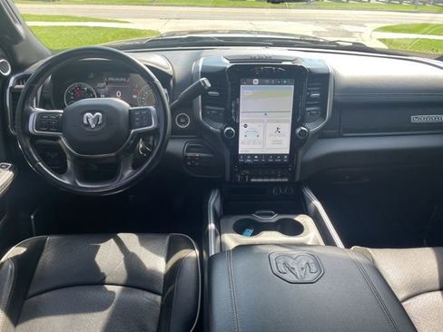 Used 2022 RAM 2500 Laramie AWD/4WD image 3