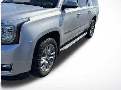 Used 2020 GMC Yukon XL SLT w/ HD Trailering Package image 1