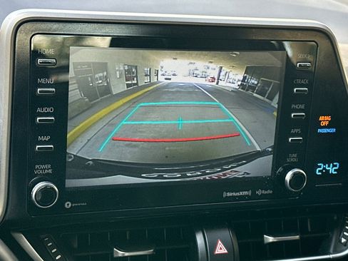 Used 2019 Toyota C-HR Limited FWD image 20