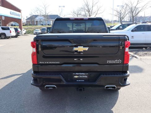 Used 2025 Chevrolet Silverado 1500 High Country w/ High Country Premium Package image 37