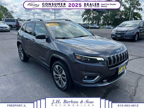 Used 2019 Jeep Cherokee Overland w/ Technology Group AWD/4WD image 1
