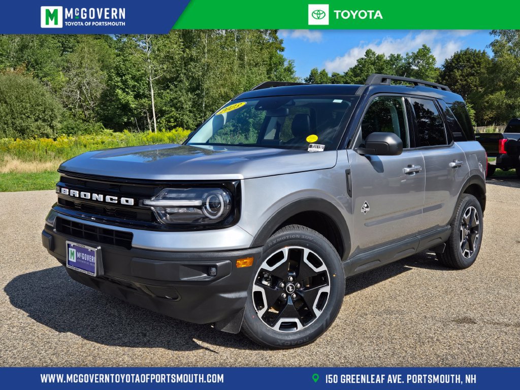 Used 2023 Ford Bronco Sport Outer Banks w/ Tech Package AWD/4WD image 1