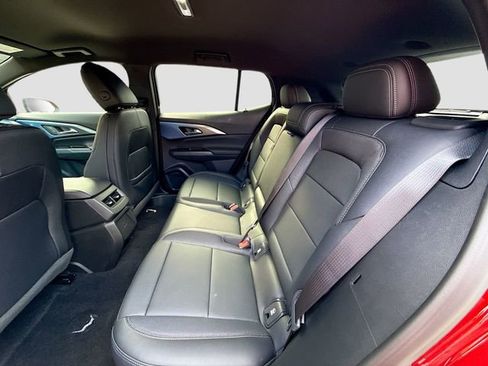 New 2026 Chevrolet Equinox EV LT image 25