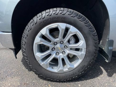 Certified 2023 Chevrolet Silverado 1500 LTZ AWD/4WD image 23