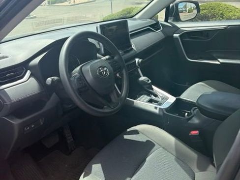 Used 2023 Toyota RAV4 LE AWD/4WD image 17