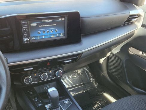 Certified 2025 Nissan Kicks S image 19